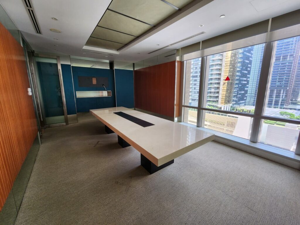 tailor Fitted office at Robinson Road