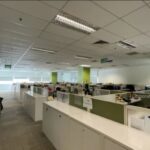 Ideal for Media / Product Development 70000sqft Fitted Units with Workstations Walking to MRT