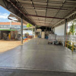 Loading bays and extra large cargo lifts