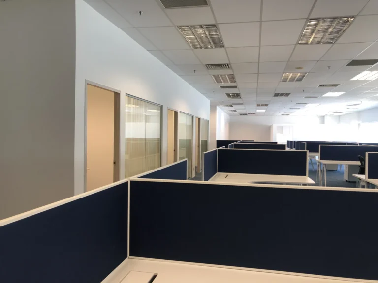 Small office Ubi for rent