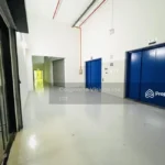 Down to Earth Rental: 6 METER STORAGE DISTRIBUTION, Clean tech & Light Space with High Power