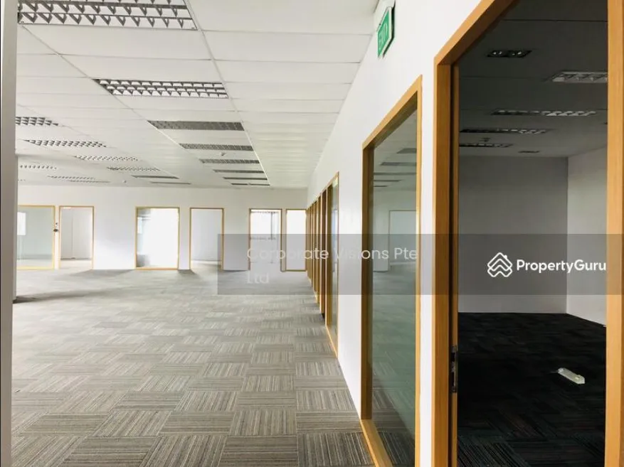 Commonwealth MRT Large floor plate